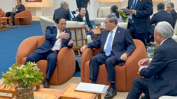 Thủ tướng Phạm Minh Chính gặp gỡ lãnh đạo các nước Chile, Uruguay và Indonesia -0