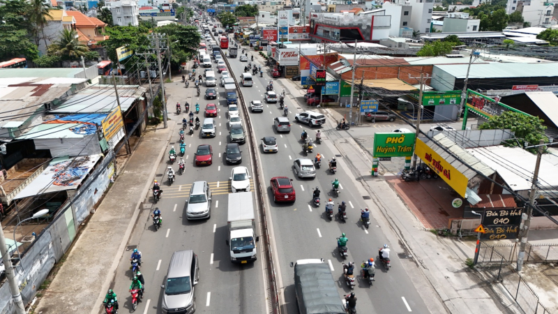 Trên 3,3 nghìn tỷ đồng cho mỗi km mở rộng Quốc lộ 13 -0