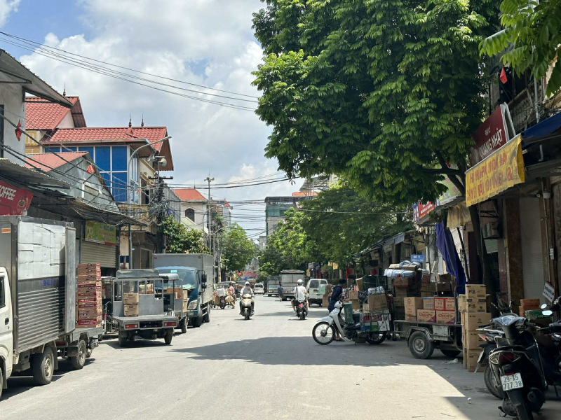 Bài 1: Cảnh đìu hiu ở những “thủ phủ” kinh doanh, mua sắm -0