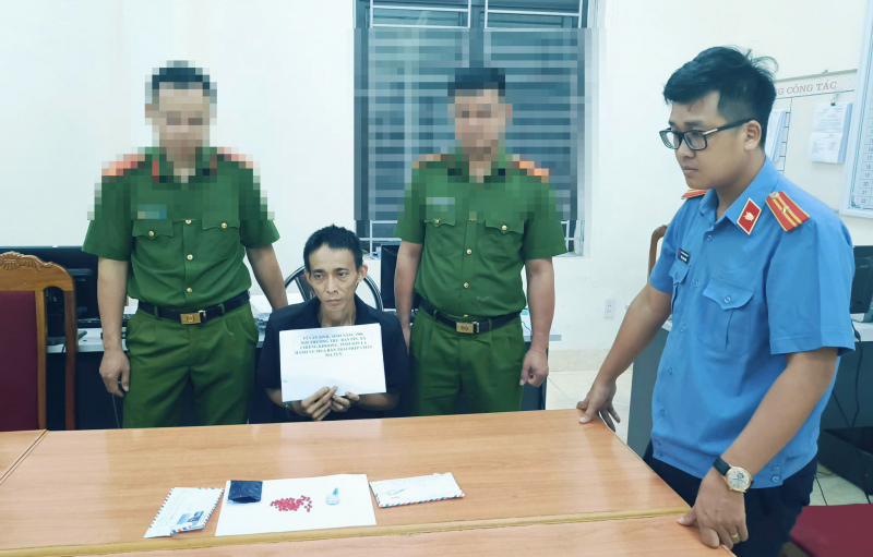 Liên tiếp bắt giữ tội phạm ma tuý tại khu vực biên giới -0