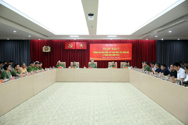 Ministry of Public Security releases work results of Public Security Forces in first half -0