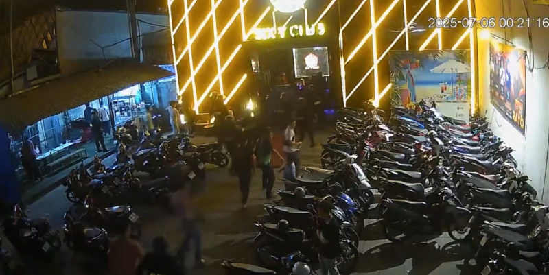 Hàng trăm Cảnh sát đồng loạt “đột kích” 3 quán bar, phát hiện 186 người dương tính ma túy -0
