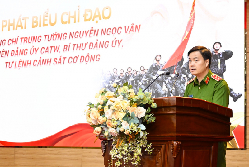 Trung tướng Nguyễn Ngọc Vân phát biểu chỉ đạo tại buổi lễ.