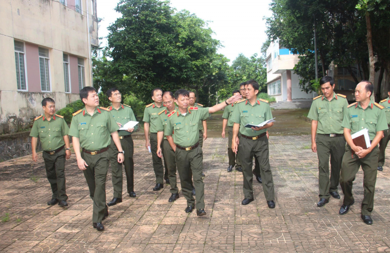 Công an TP Cần Thơ quyết tâm phục vụ tốt nhất cho người dân, doanh nghiệp -0