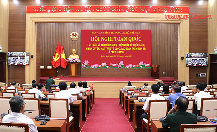 Cán bộ xã thời nay -0