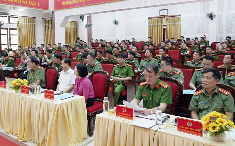 các đại biểu tham dự hội nghị.jpg -1