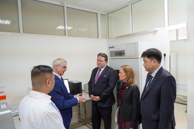 Hoa Kỳ và Việt Nam khánh thành phòng thí nghiệm ADN mới -0