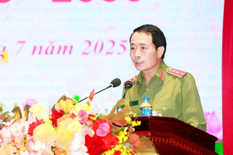 Công an Nghệ An: Tiếp tục tăng cường xây dựng Đảng, xây dựng lực lượng với phương châm “tỉnh vững mạnh, toàn diện, xã bám cơ sở