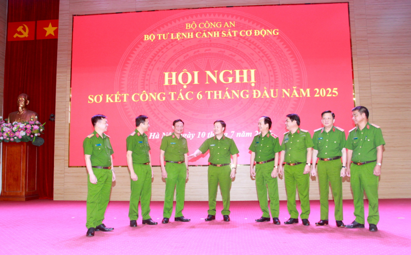 Lực lượng Cảnh sát cơ động quyết tâm hoàn thành xuất sắc nhiều nhiệm vụ mang tầm quốc gia -0