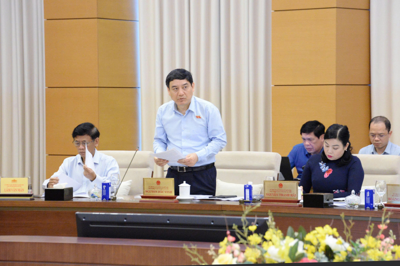 Tiếp tục hoàn thiện thể chế, chính sách về phát triển, sử dụng nguồn nhân lực -0