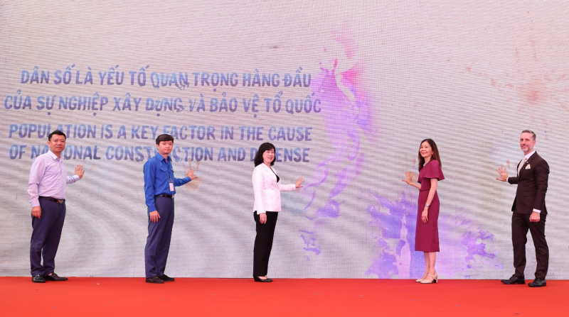 Đề xuất hỗ trợ bằng tiền mặt hoặc hiện vật nếu sinh hai con gái -0