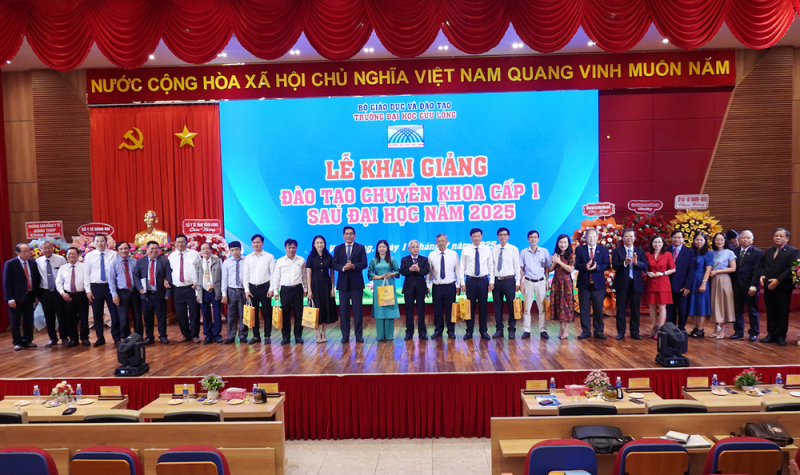 Trường Đại học Cửu Long khai giảng đào tạo chuyên khoa cấp I sau đại học khóa 2 -0
