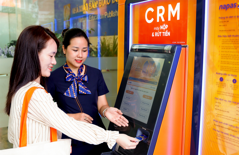 SHB ra mắt máy CRM - “điểm chạm” giao dịch mới cho khách hàng -0