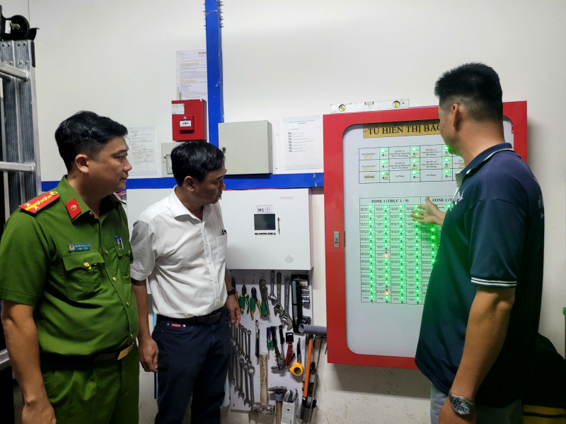 Ra quân kiểm tra, tuyên truyền an toàn phòng cháy chữa cháy tại nhà trọ, chung cư -4