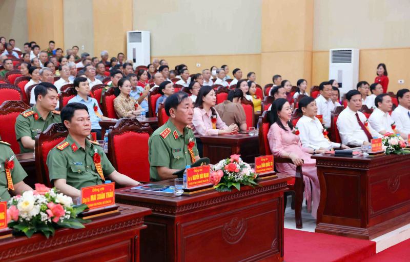 Chất lượng phong trào toàn dân bảo vệ ANTQ ở Nình Bình được nâng lên, đi vào chiều sâu -0