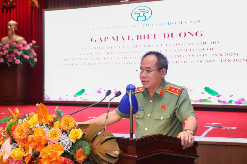 z6794679892051_30e161e49dc809664ba6521c476f9e6a.jpg -0