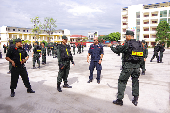 Cảnh sát gìn giữ hòa bình Việt Nam “vượt nắng, thắng mưa” tập luyện thực chiến của cùng chuyên gia Itali -0