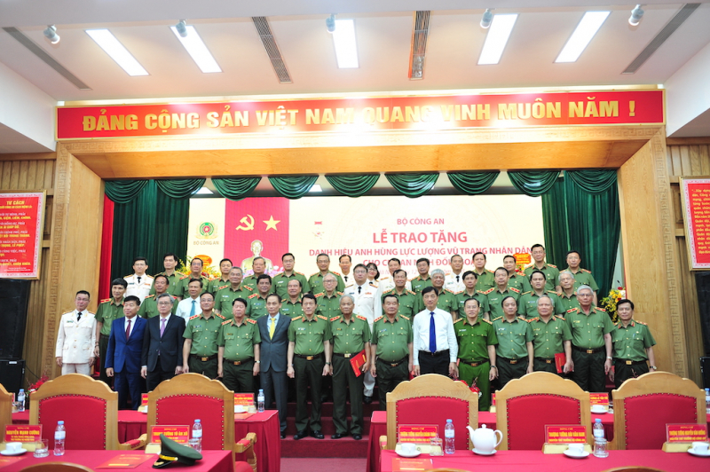 Cục An ninh Đối ngoại đón nhận danh hiệu Anh hùng lực lượng vũ trang nhân dân -0