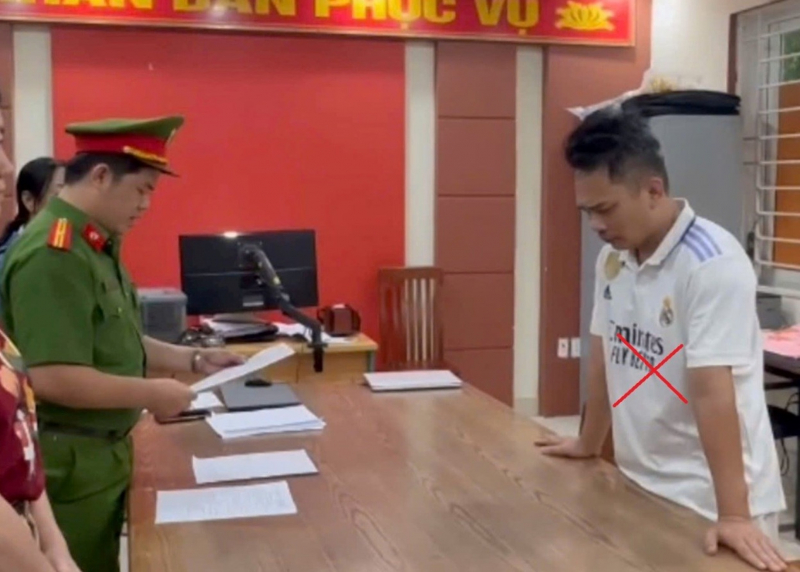 Khởi tố, bắt tạm giam giang hồ mạng Tiến “bịp” -0