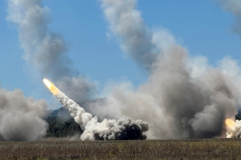 Australia lần đầu khai hỏa hệ thống tên lửa HIMARS trên lãnh thổ của mình -0