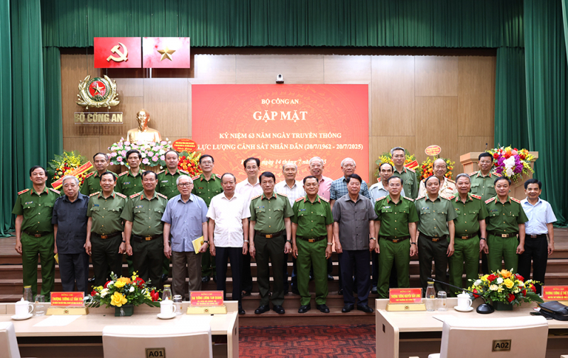 Góp phần quan trọng vào mỗi chiến công, thành tích của lực lượng CAND -0