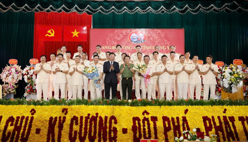 Đại hội đại biểu Đảng bộ Công an tỉnh Hưng Yên lần thứ I, nhiệm kỳ 2025 - 2030 thành công tốt đẹp -0
