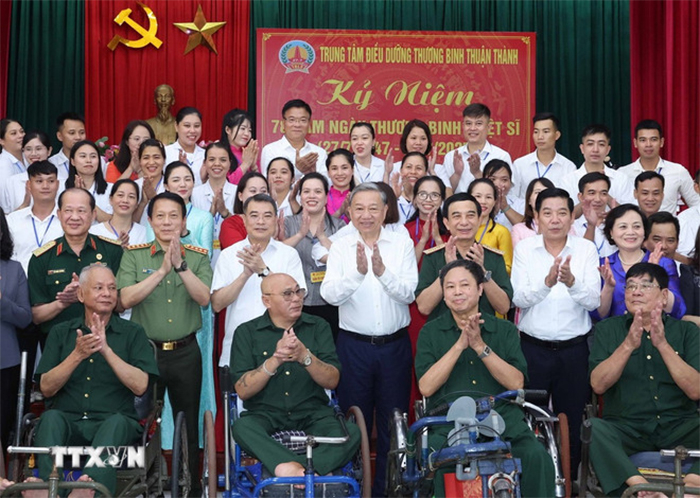 Tổng Bí thư: Người có công là tài sản quý, là biểu tượng của ý chí Việt Nam -0