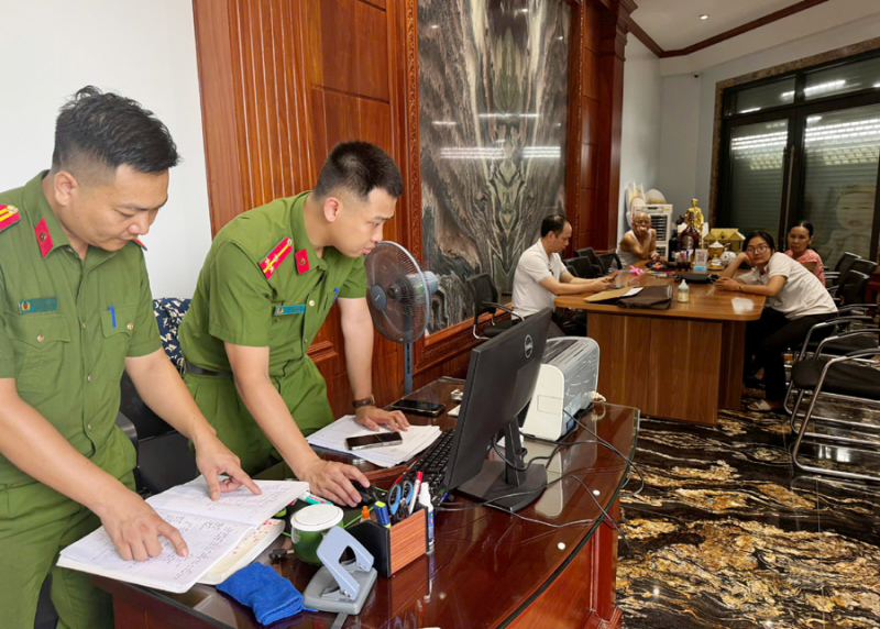 Công an tỉnh Thanh Hoá triệu tập, khám xét nơi ở của Bùi Quốc Ý -0