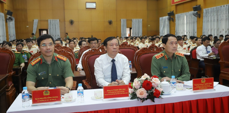Công an tỉnh Hà Tĩnh phải vận dụng linh hoạt, sáng tạo nhận thức, tư duy mới về bảo đảm ANTT trong kỷ nguyên mới -0