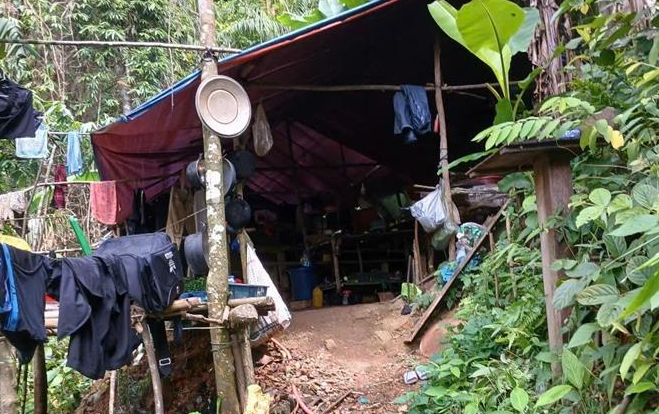 Quảng Trị lại phát hiện lán trại dựng lên giữa rừng để khai thác vàng trái phép -0