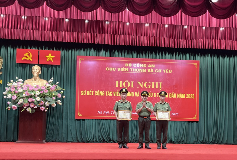 Nỗ lực hoàn thành mục tiêu xây dựng lực lượng  viễn thông và cơ yếu CAND chính quy, tinh nhuệ, hiện đại -0