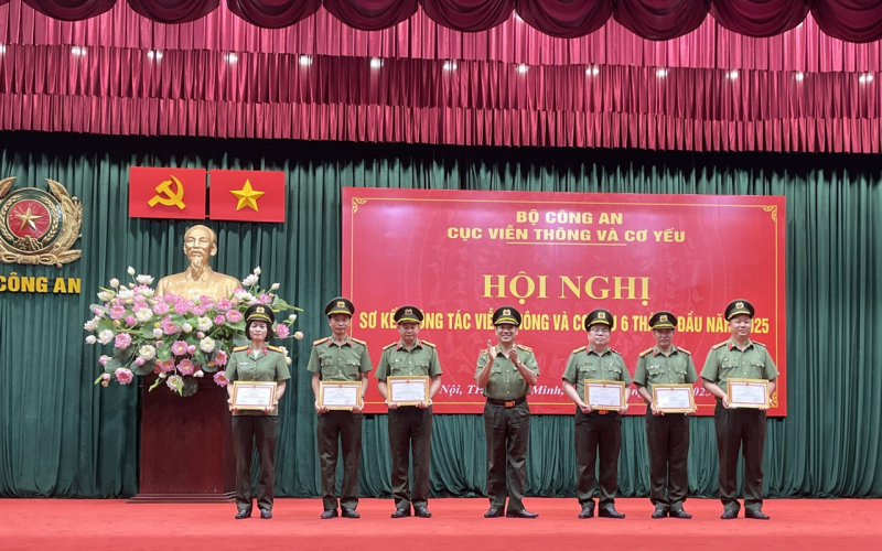 Nỗ lực hoàn thành mục tiêu xây dựng lực lượng  viễn thông và cơ yếu CAND chính quy, tinh nhuệ, hiện đại -0