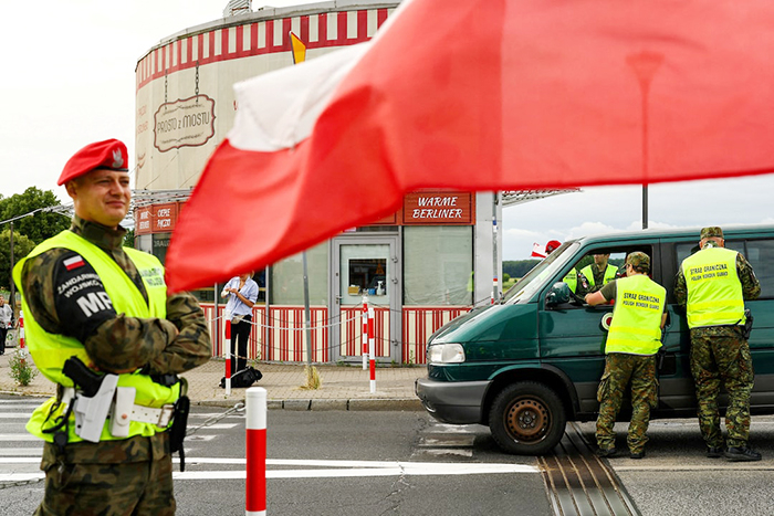 EU rạn vỡ: Hiệp ước Schengen trước bờ vực sụp đổ? -0