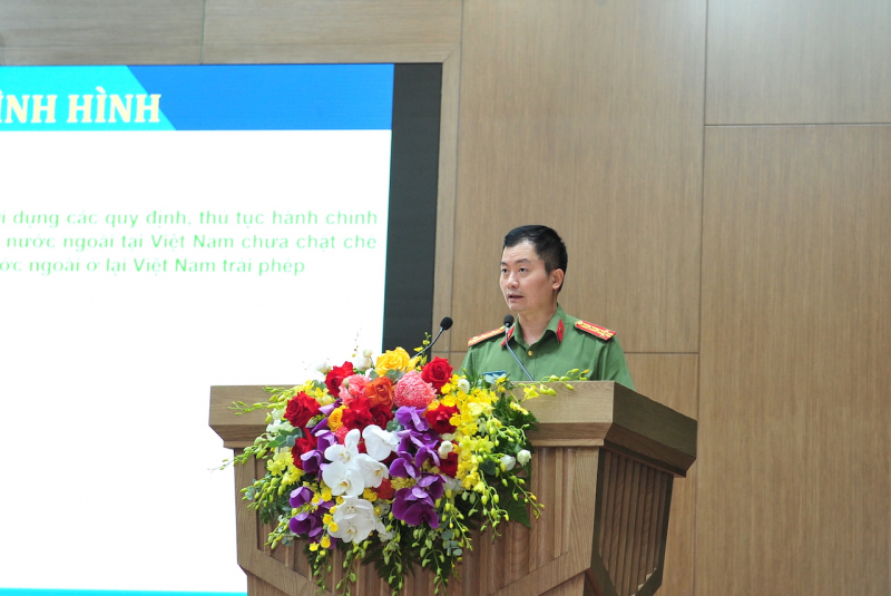 Đổi mới tư duy, biện pháp phòng, chống xuất nhập cảnh trái phép trong tình hình mới -0