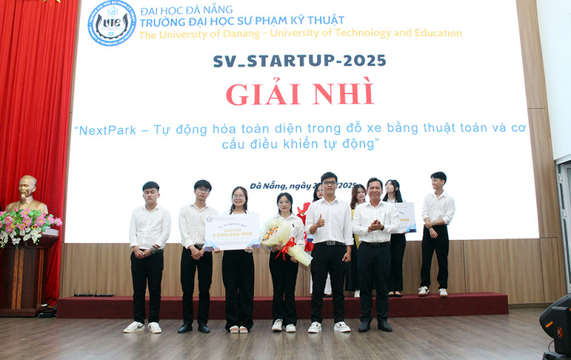 anh 2 bai 3 dh da nang cand.jpg -1