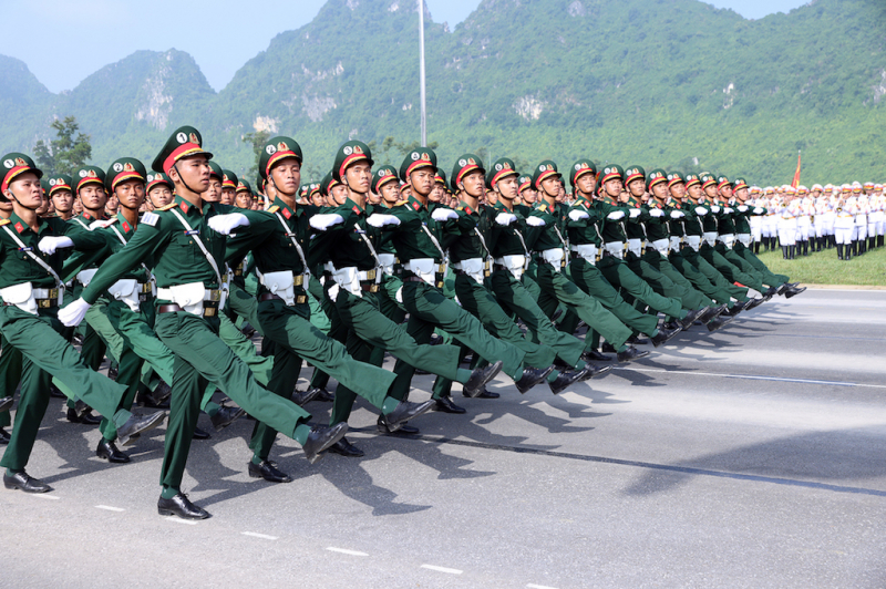 Ấn tượng với 43 khối đi tổng hợp luyện diễu binh, diễu hành A80 -0