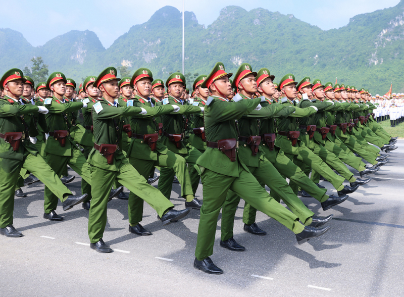 Ấn tượng với 43 khối đi tổng hợp luyện diễu binh, diễu hành A80 -7