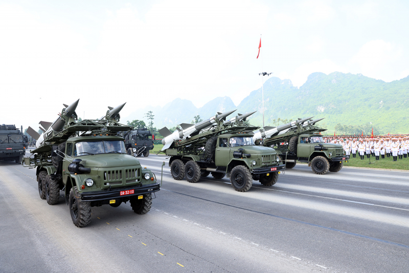 Loạt phương tiện đặc chủng của Công an, Quân đội diễu hành A80 -7