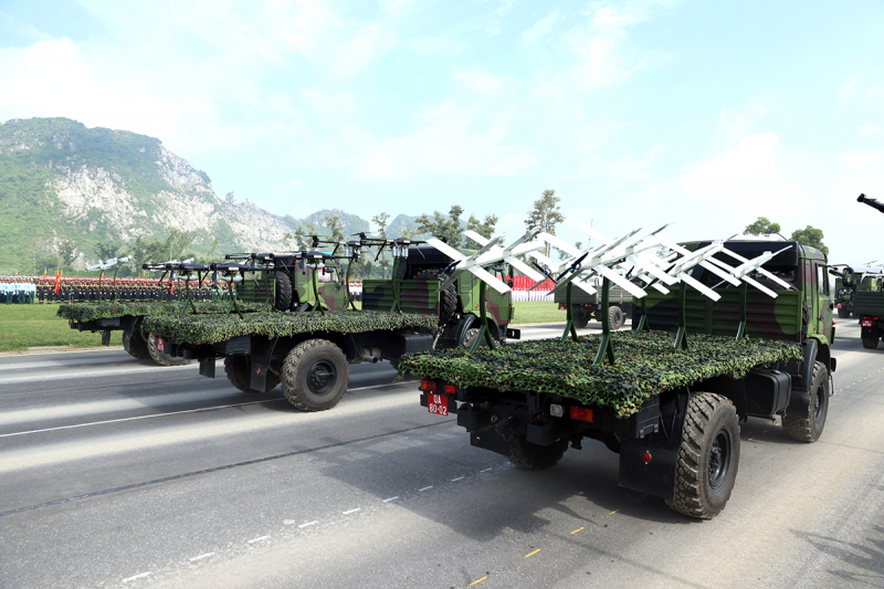 Loạt phương tiện đặc chủng của Công an, Quân đội diễu hành A80 -8