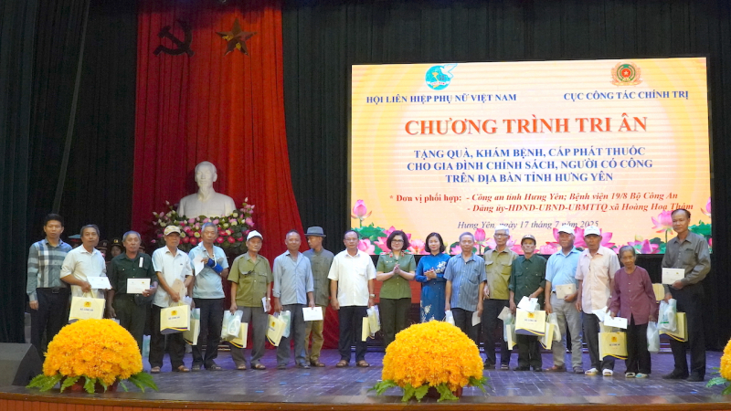 Nhiều hoạt động tri ân Mẹ Việt Nam anh hùng, thương, bệnh binh, gia đình chính sách trên địa bàn tỉnh Hưng Yên -0
