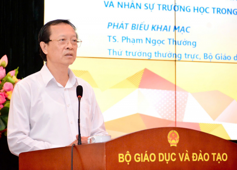 Sẽ trình Chính phủ ban hành 3 Nghị định và 12 Thông tư hướng dẫn thi hành Luật Nhà giáo -0