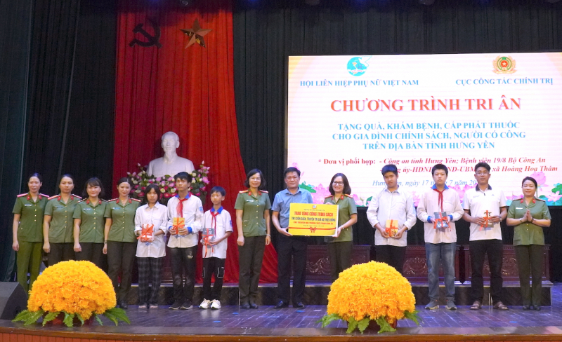 Nhiều hoạt động tri ân Mẹ Việt Nam anh hùng, thương, bệnh binh, gia đình chính sách trên địa bàn tỉnh Hưng Yên -0