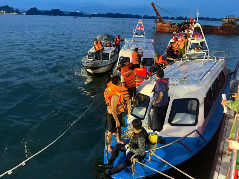 Mưa dông gây lật tàu ở Quảng Ninh là siêu dông vùng nhiệt đới -0