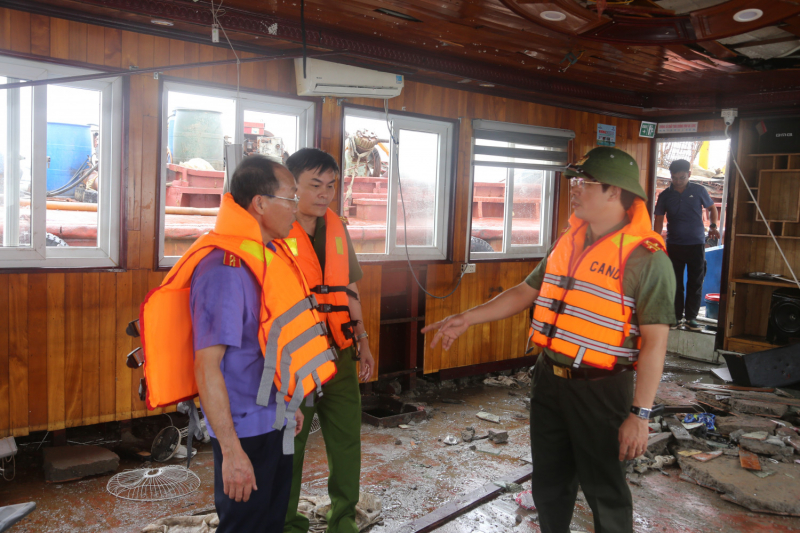 Công an tỉnh Quảng Ninh thông tin về vụ đắm tàu du lịch trên vịnh Hạ Long -0