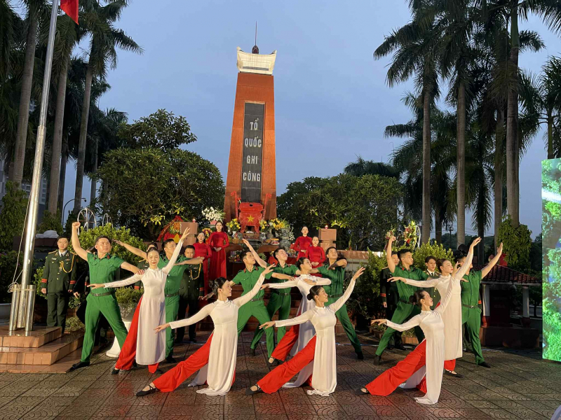 797fa179-d4e9-4355-a5ed-6186528acbcf.jpeg -0