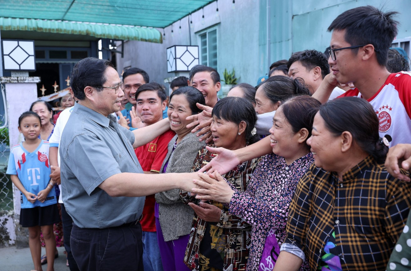 Thủ tướng tưởng niệm, tri ân các anh hùng liệt sĩ, người có công tại tỉnh An Giang -0