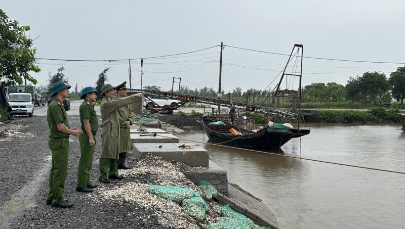 Công an tỉnh Ninh Bình chủ động phòng, chống cơn bão số 3 (cơn bão Wipha) -0