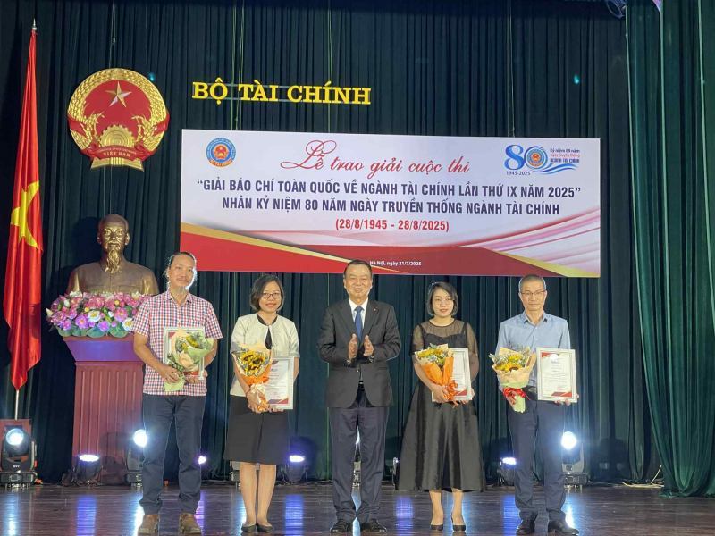 Phóng viên Báo CAND đạt giải tại Cuộc thi báo chí ngành Tài chính toàn quốc lần thứ IX -0