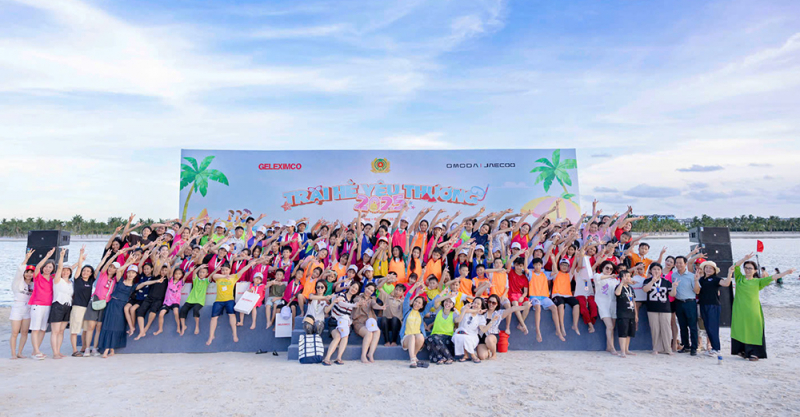 168 học sinh tiêu biểu tham gia “Trại hè yêu thương” tại Khu du lịch Quốc tế Đồi Rồng -0