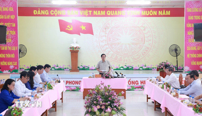 Thủ tướng: Tuyệt đối không để sắp xếp bộ máy ảnh hưởng đến đời sống nhân dân -0